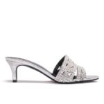 Gina Geneva in Silver Tebe